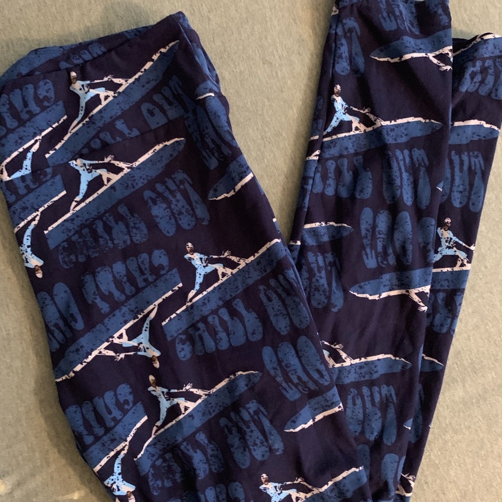 Lularoe Frozone Leggings T&C